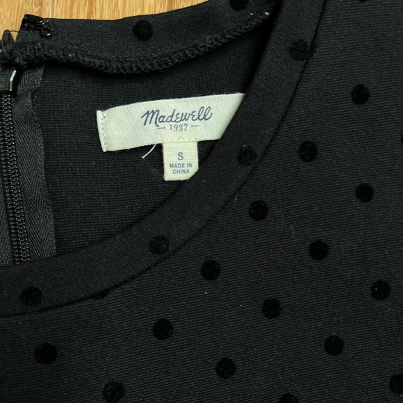 Madewell Size Small Black Polka Dot Short Sleeve Peplum Top EUC - Picture 3 of 4